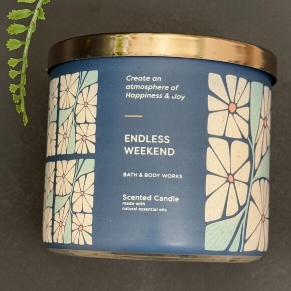 BBW Endless Weekend Bath & Body Works 3 Wick Candle - Picture 5 of 10